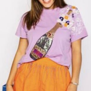 Queen of Sparkles Mardi Pardi Champagne Tee by the brand